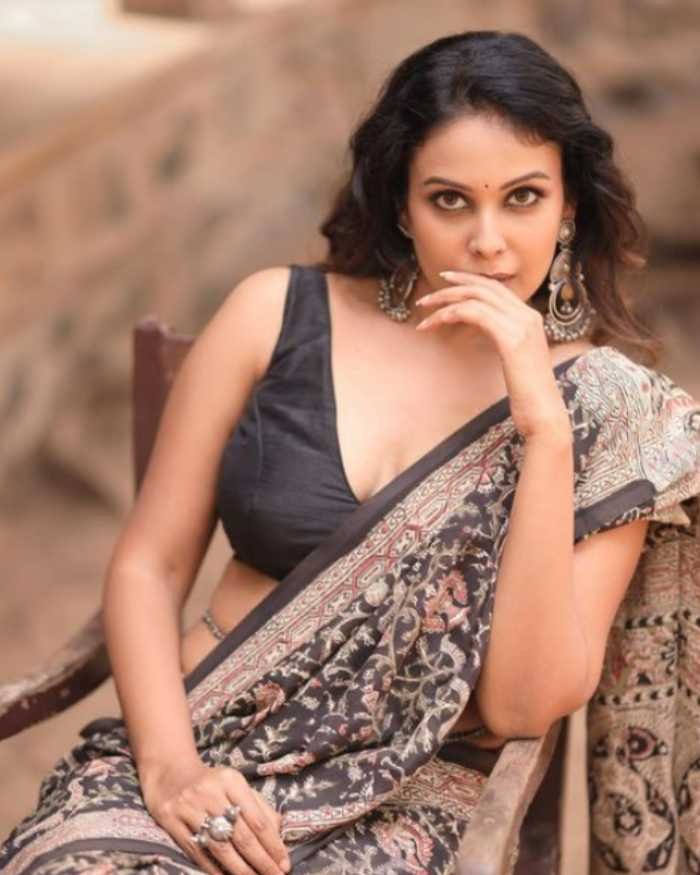 chandini tamilarasan 2